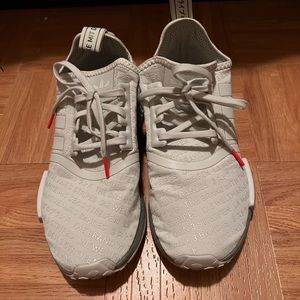 Adidas sneakers youth size 5.5